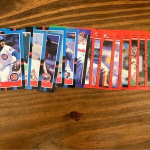 Lot of 16 Vintage Donruss Baseball Cards From 1986-1989
